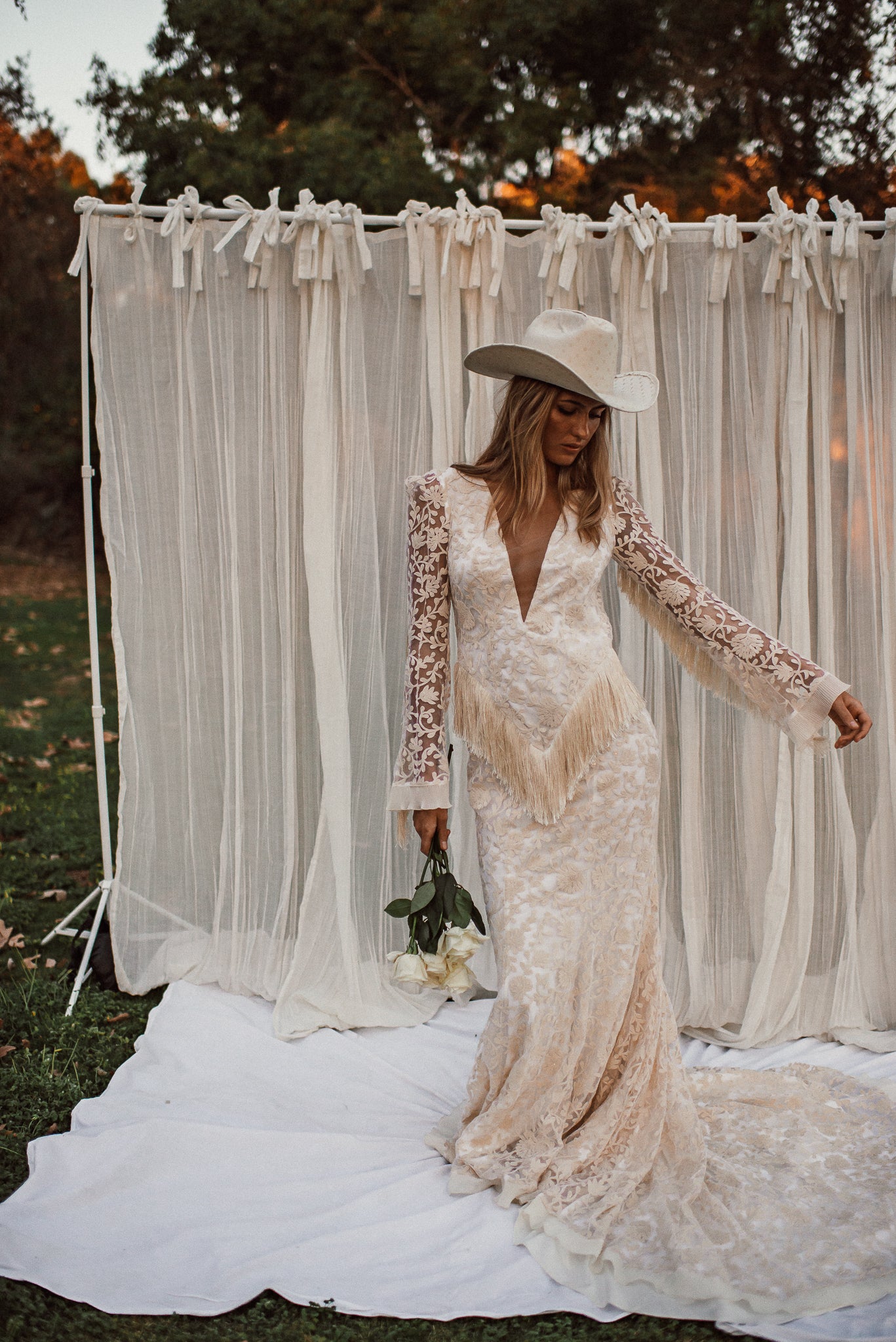 Long Sleeve Boho Western Wedding Dress Violetta Lace Open Back Wedding Dress The Silhouette That Changes Long Sleeve Boho Western Wedding Dress Violetta Lace Open Back Wedding Dress The Silhouette That Changes