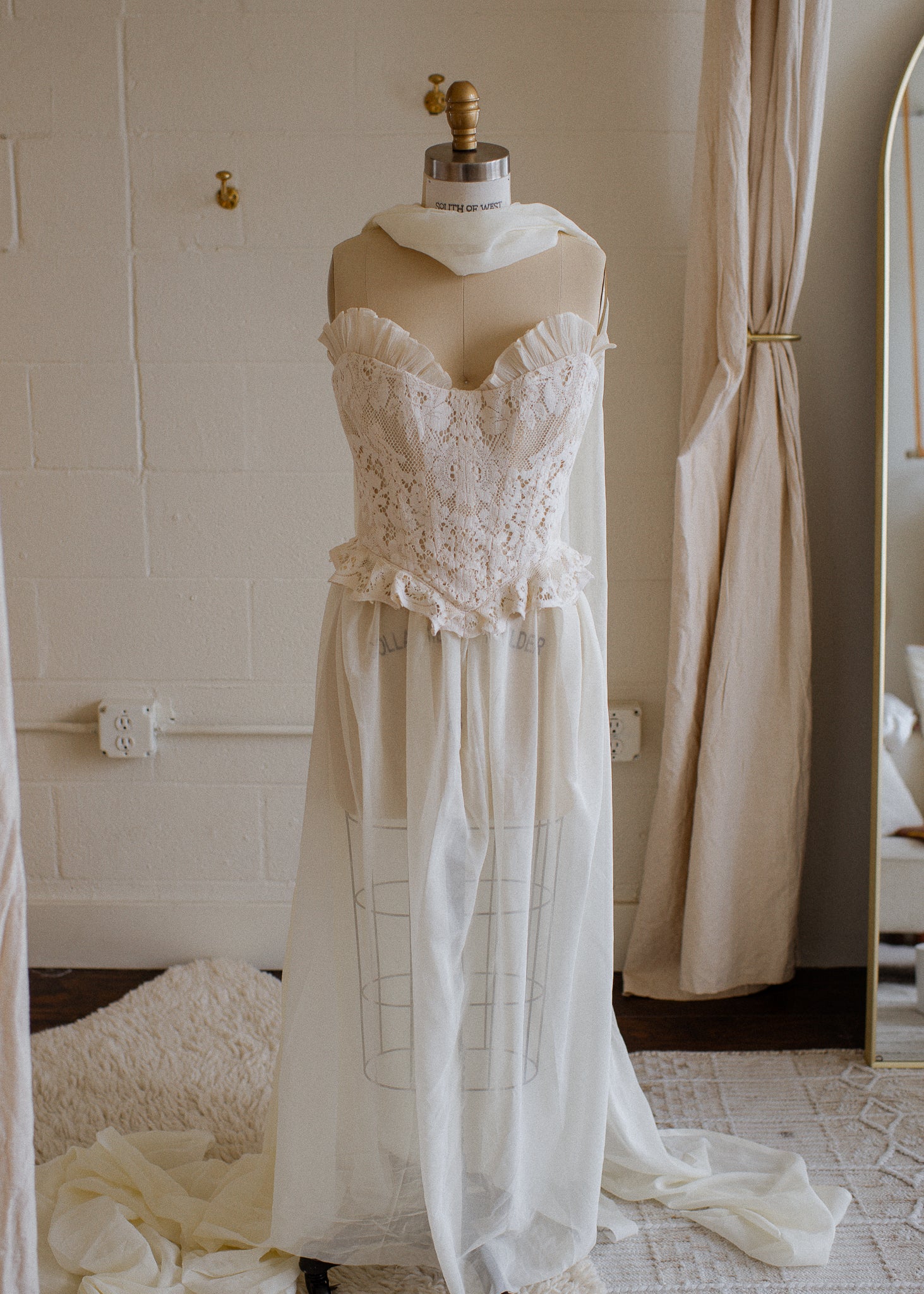 Marlowe Corset Size 4-6